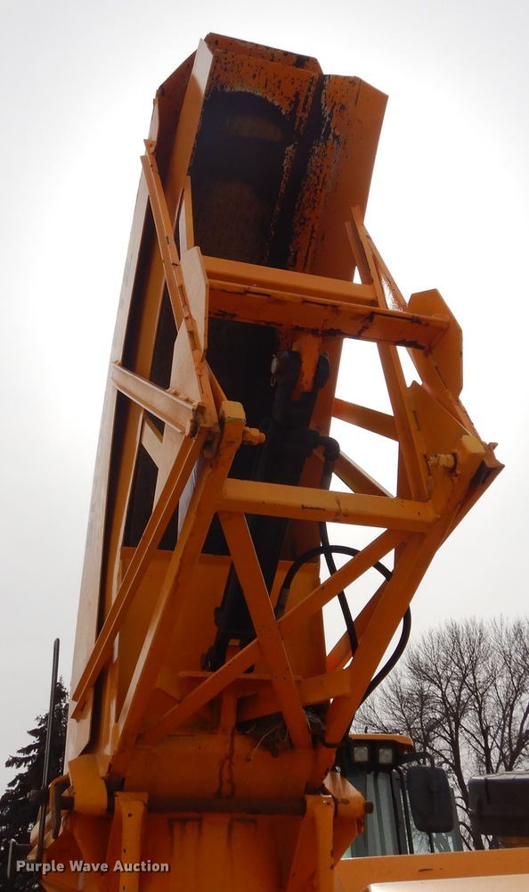 image for item MX9875 Fair Snocrete 842SI snow blower