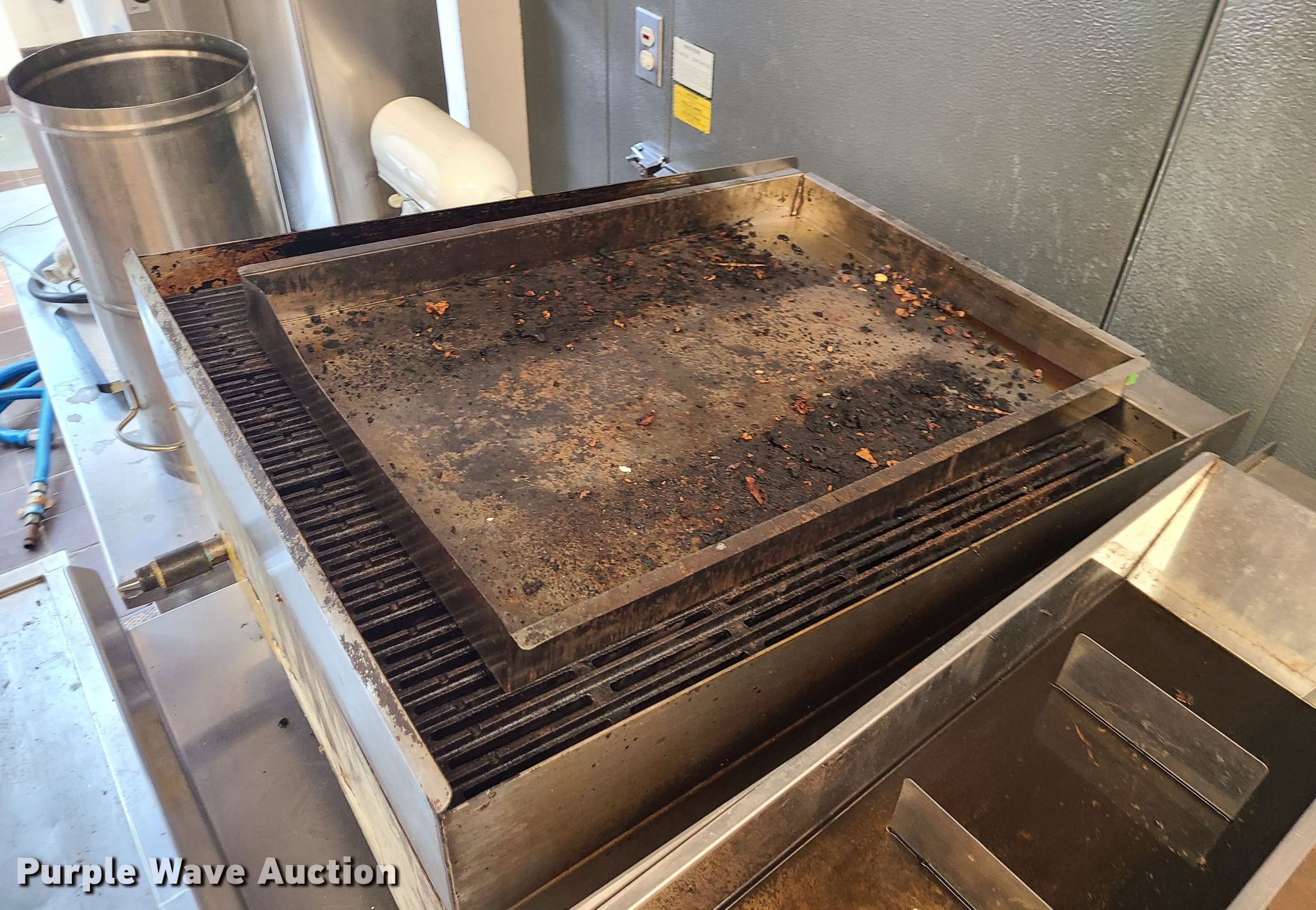 Restaurant equipment in Kansas City, MO Item IF9440 sold Purple Wave