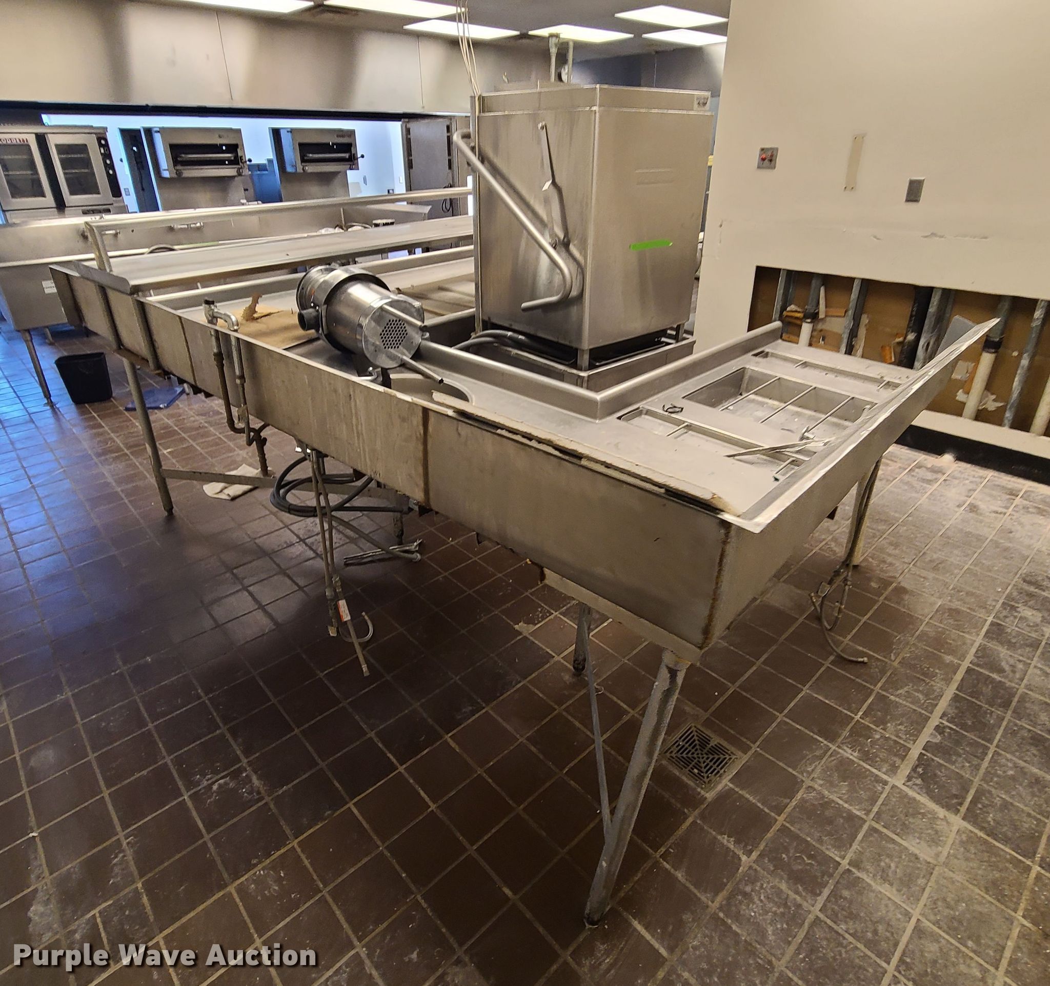 Restaurant equipment in Kansas City, MO Item IF9443 for sale Purple