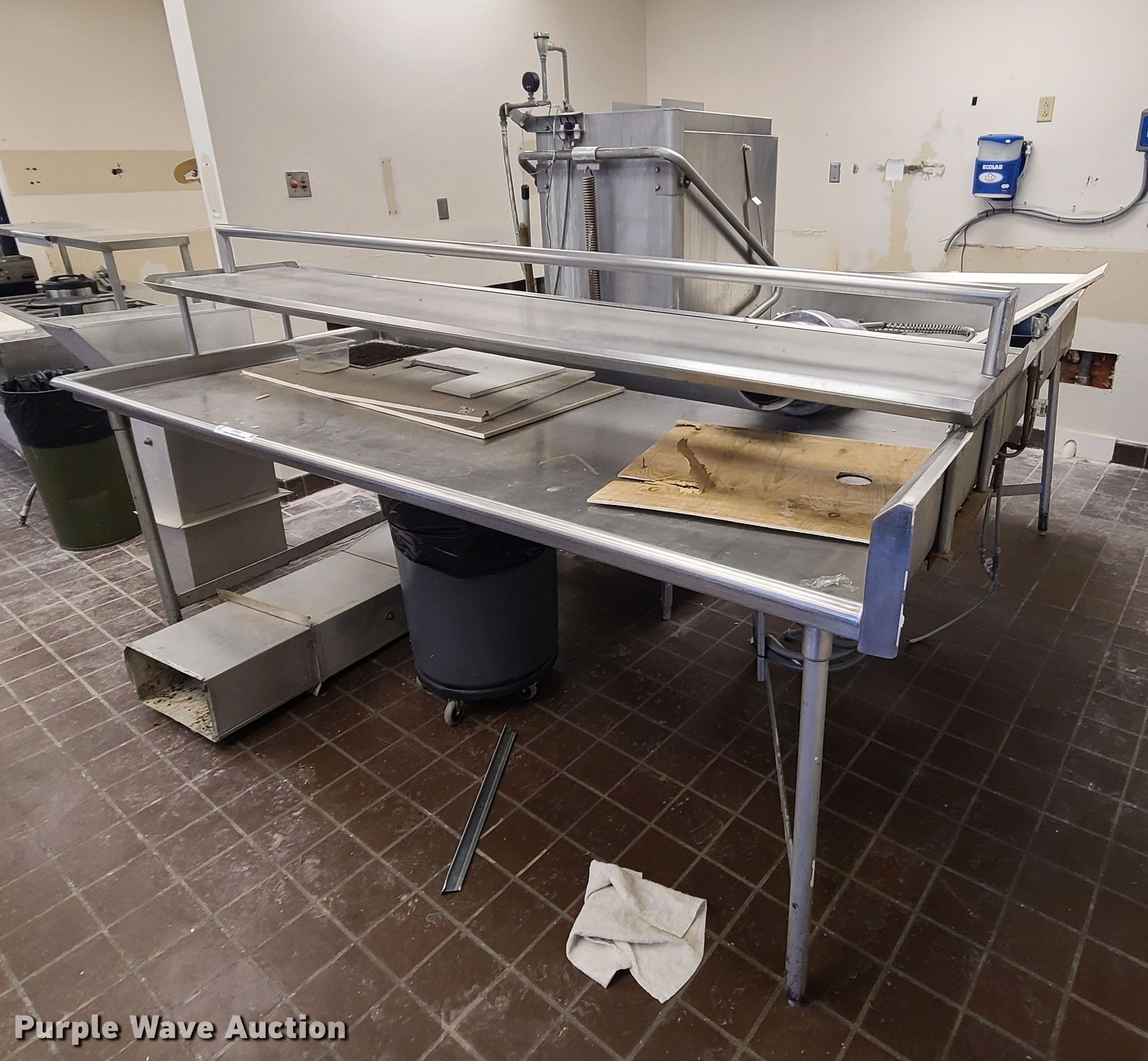 Restaurant equipment in Kansas City, MO Item IF9443 sold Purple Wave