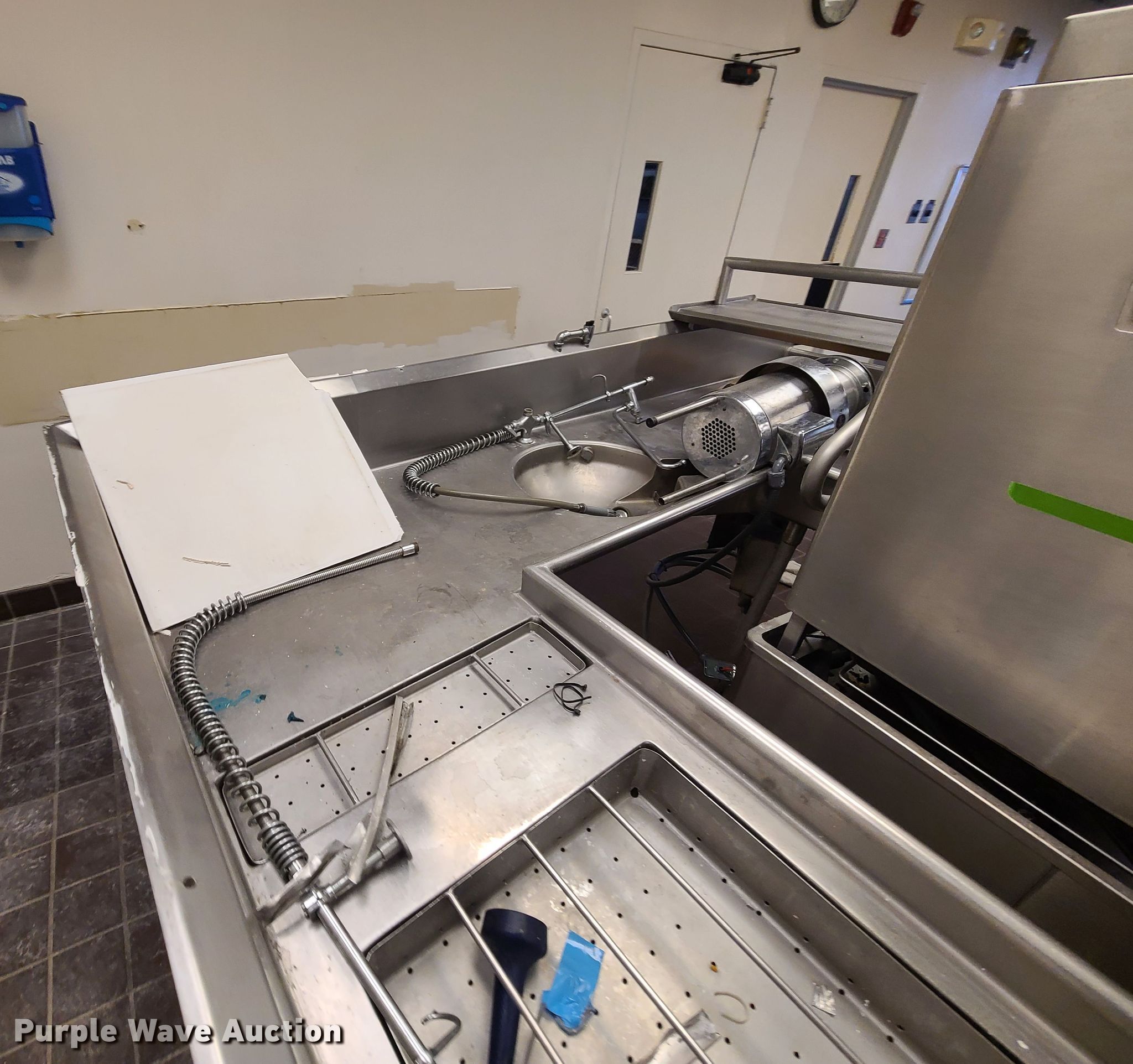 Restaurant equipment in Kansas City, MO Item IF9443 sold Purple Wave