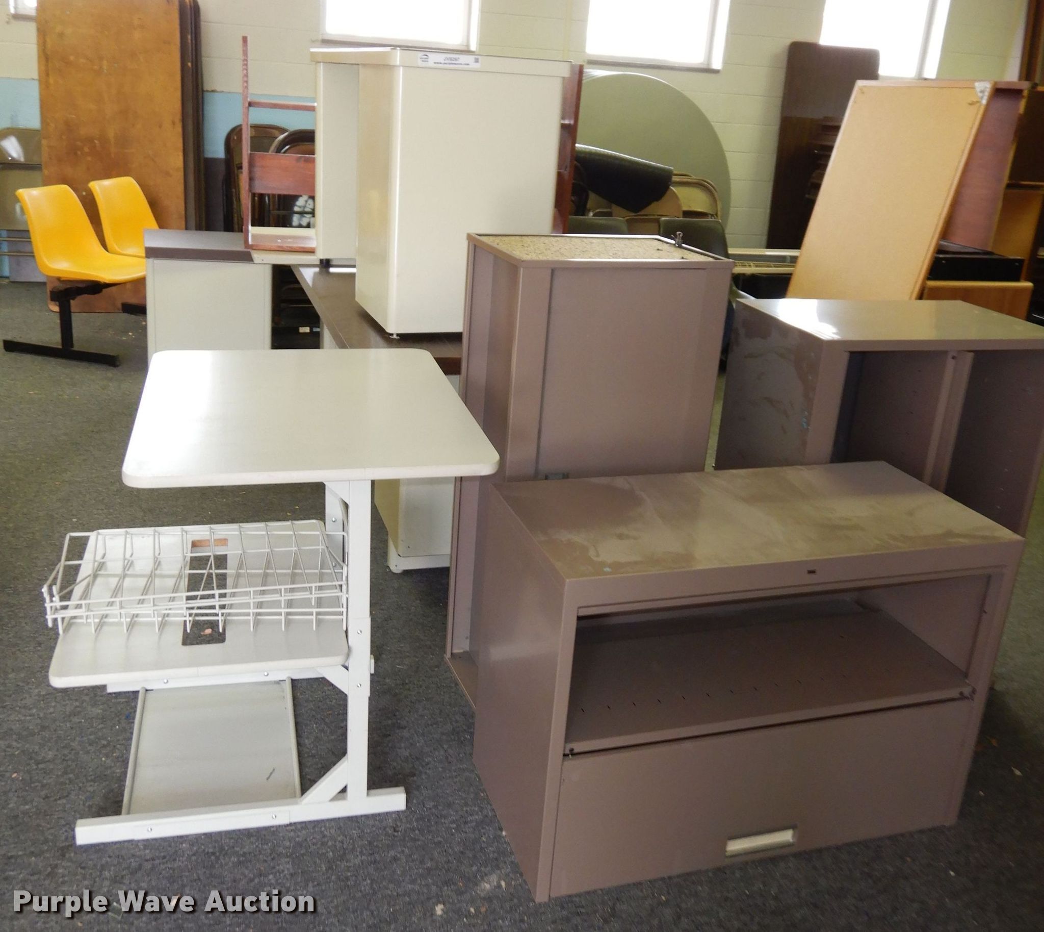 Furniture in Emporia, KS Item JV9297 for sale Purple Wave