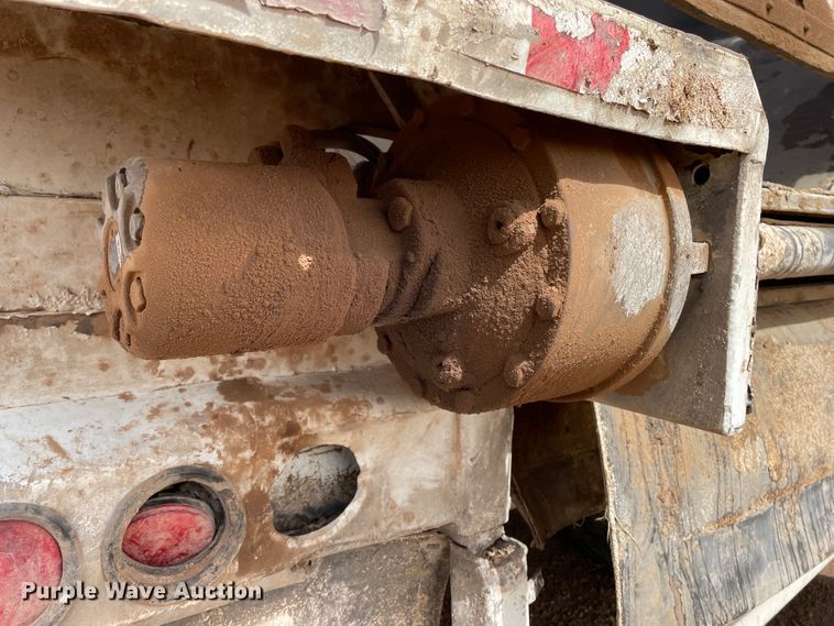 image for item DJ5022 2009 Trinity  live bottom trailer