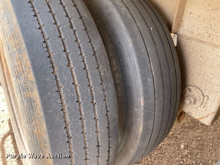 image for item DJ5022 2009 Trinity  live bottom trailer