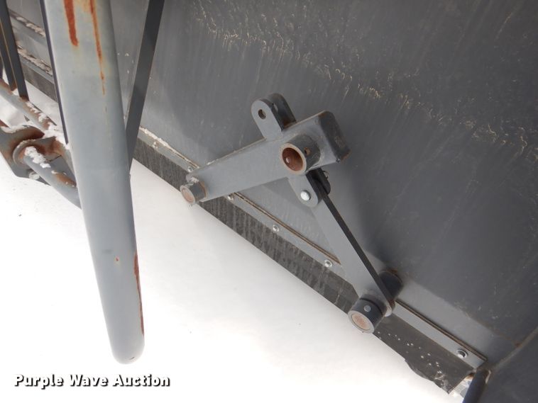 image for item DJ6103 Loftness GBL  grain bagger