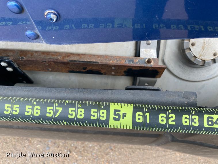 image for item DJ7590 2001 Kenworth T600  semi truck