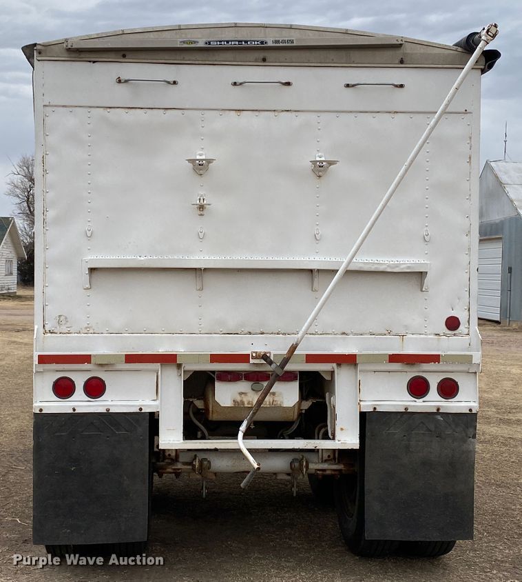 image for item DJ7591 1982 Timpte  grain trailer