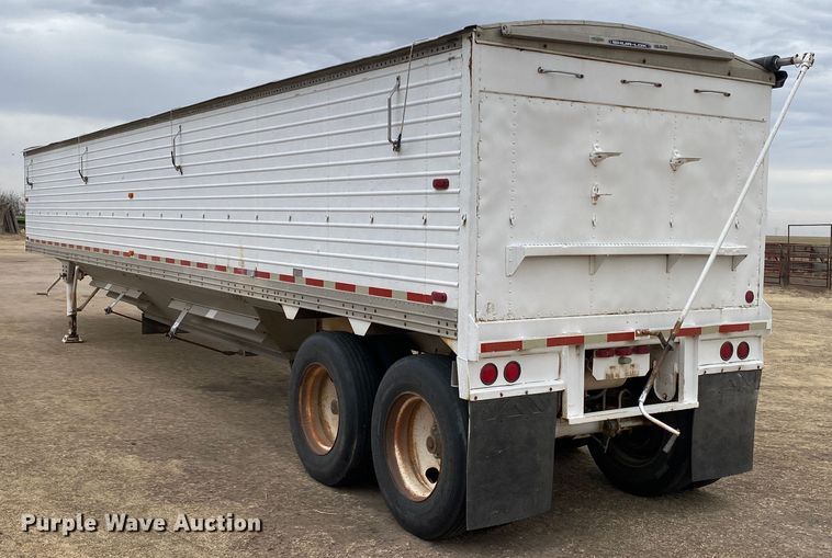 image for item DJ7591 1982 Timpte  grain trailer