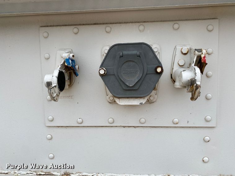 image for item DJ7591 1982 Timpte  grain trailer