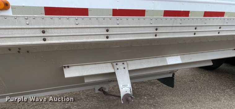 image for item DJ7591 1982 Timpte  grain trailer