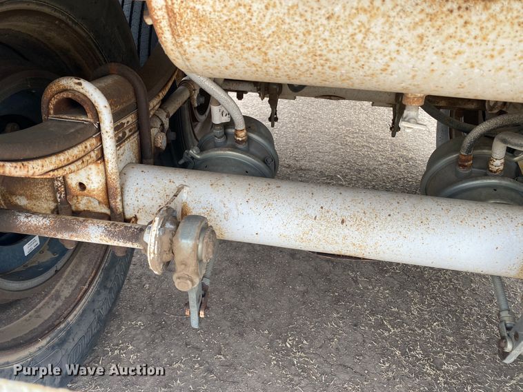 image for item DJ7591 1982 Timpte  grain trailer