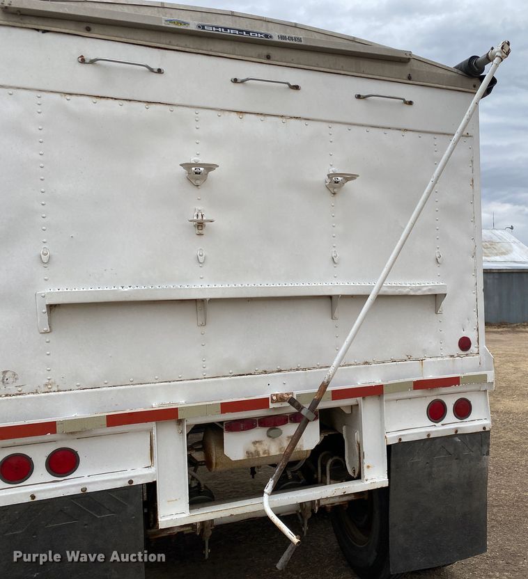 image for item DJ7591 1982 Timpte  grain trailer