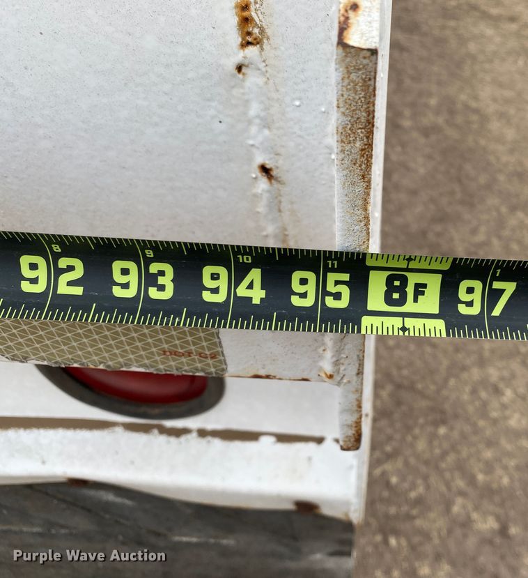 image for item DJ7591 1982 Timpte  grain trailer