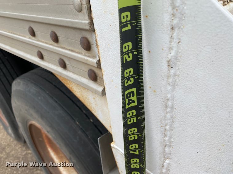 image for item DJ7591 1982 Timpte  grain trailer