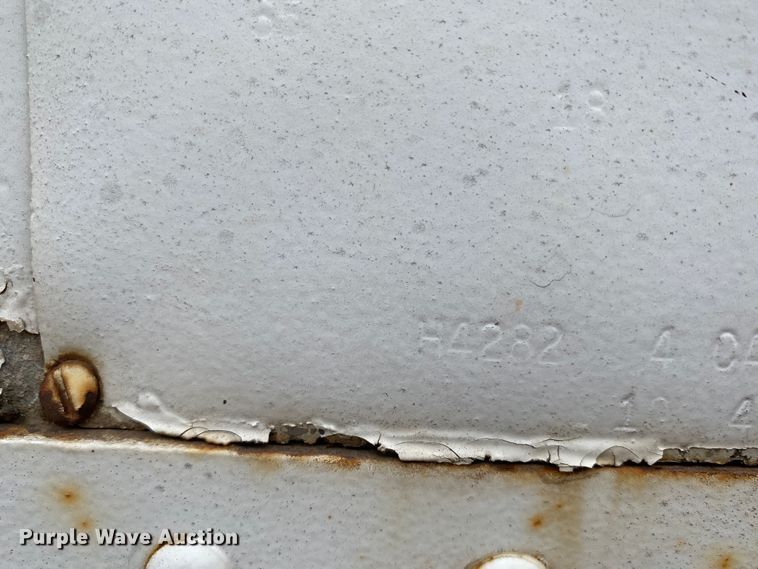 image for item DJ7591 1982 Timpte  grain trailer