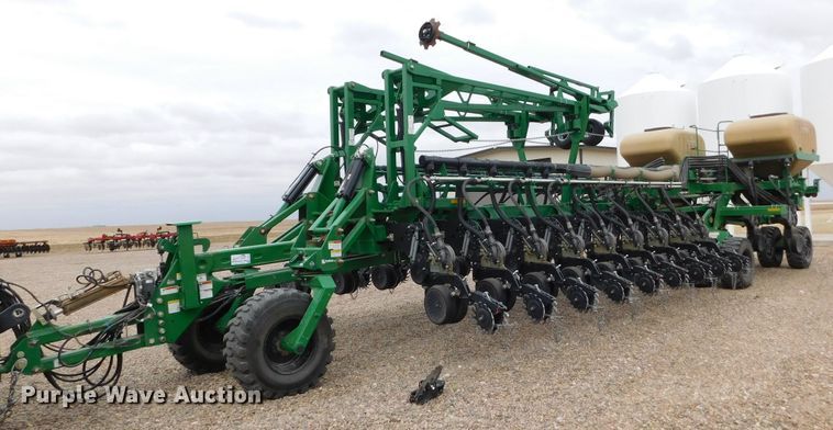 image for item DJ7629 2013 Great Plains YP2425A-2430  no-till planter