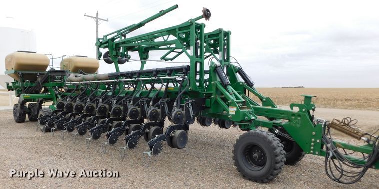 image for item DJ7629 2013 Great Plains YP2425A-2430  no-till planter