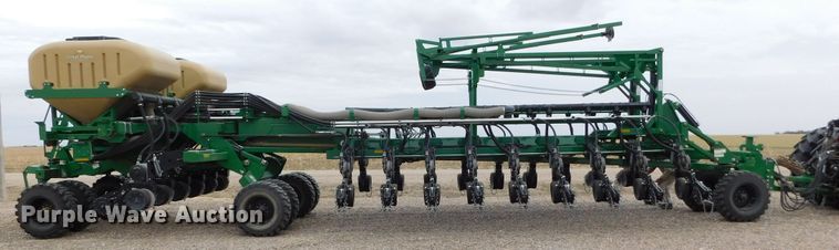 image for item DJ7629 2013 Great Plains YP2425A-2430  no-till planter