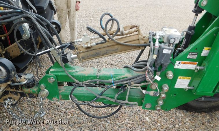 image for item DJ7629 2013 Great Plains YP2425A-2430  no-till planter