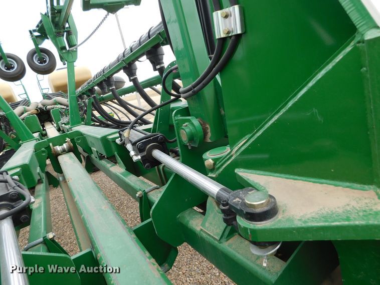 image for item DJ7629 2013 Great Plains YP2425A-2430  no-till planter