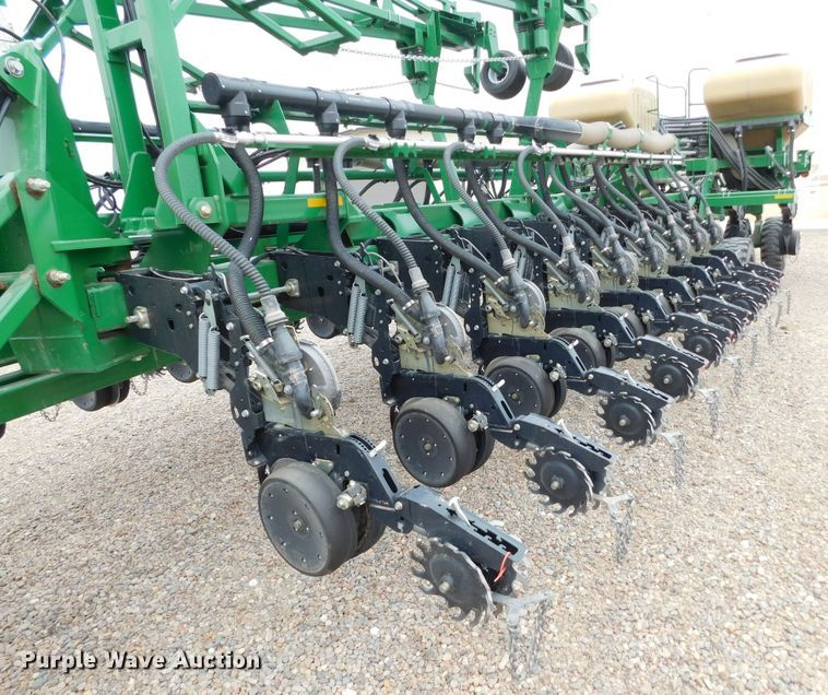 image for item DJ7629 2013 Great Plains YP2425A-2430  no-till planter