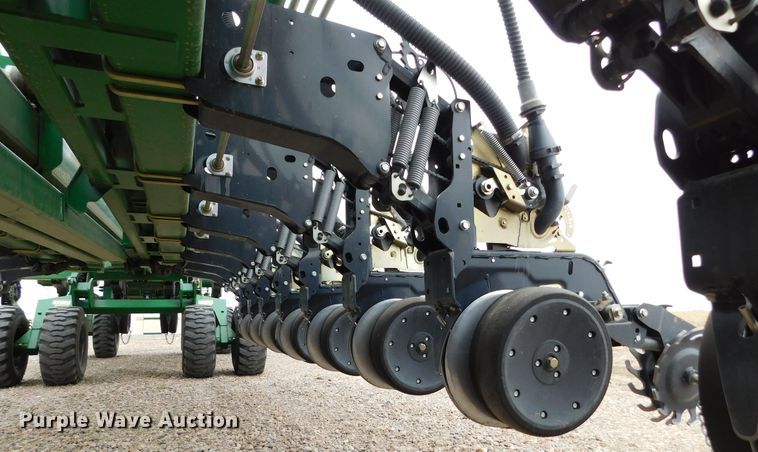 image for item DJ7629 2013 Great Plains YP2425A-2430  no-till planter