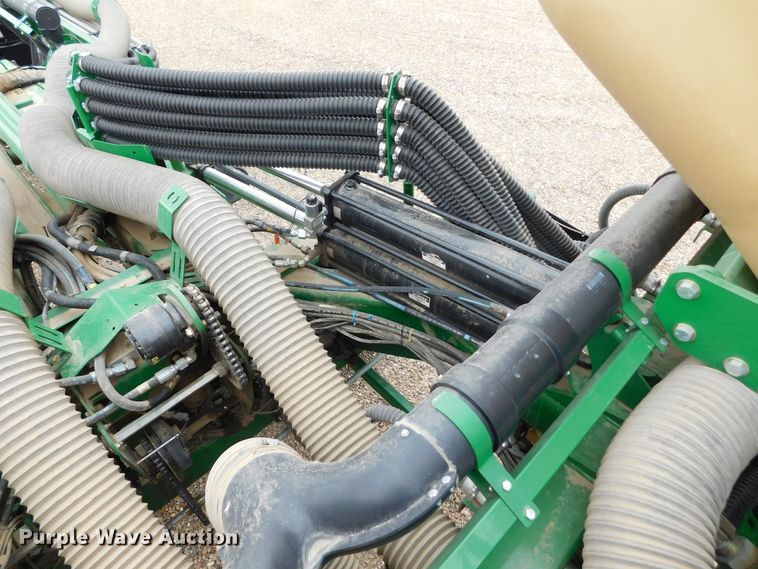 image for item DJ7629 2013 Great Plains YP2425A-2430  no-till planter