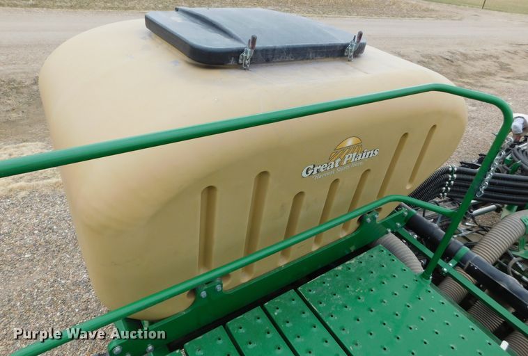 image for item DJ7629 2013 Great Plains YP2425A-2430  no-till planter