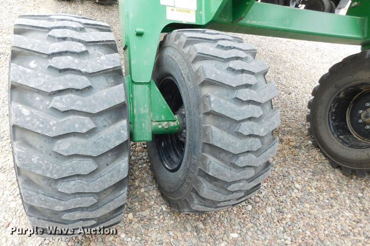 image for item DJ7629 2013 Great Plains YP2425A-2430  no-till planter