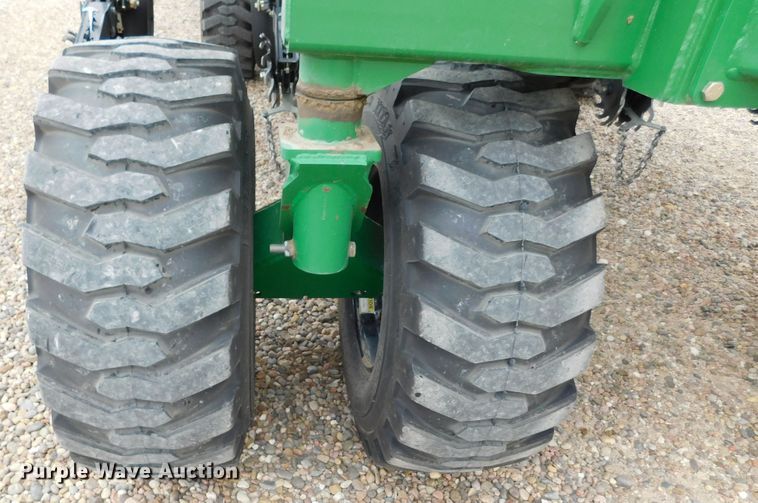 image for item DJ7629 2013 Great Plains YP2425A-2430  no-till planter