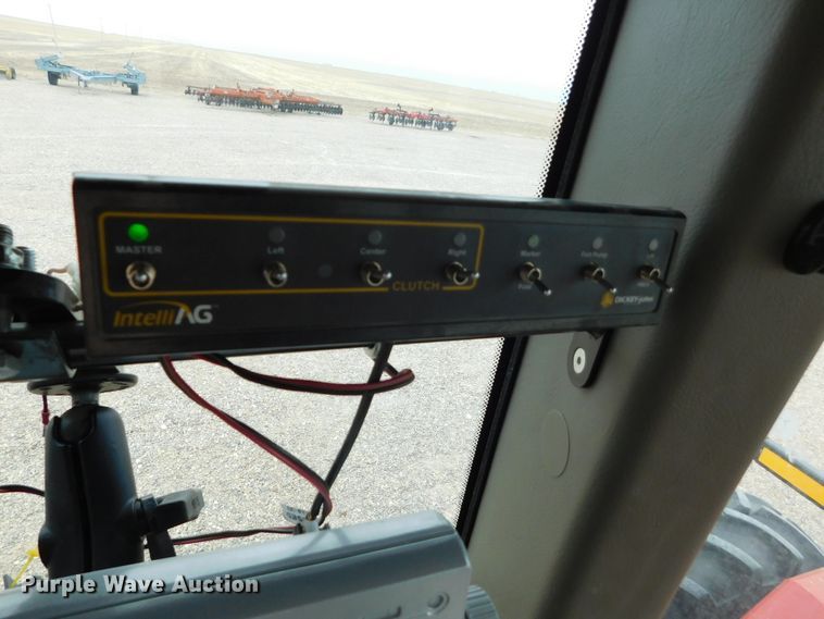 image for item DJ7629 2013 Great Plains YP2425A-2430  no-till planter