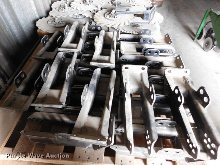 image for item DJ7629 2013 Great Plains YP2425A-2430  no-till planter