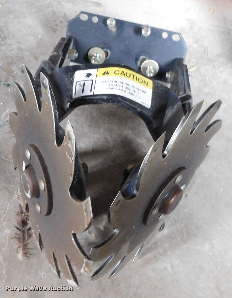 image for item DJ7629 2013 Great Plains YP2425A-2430  no-till planter