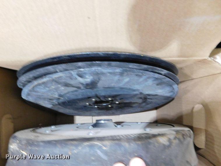 image for item DJ7629 2013 Great Plains YP2425A-2430  no-till planter