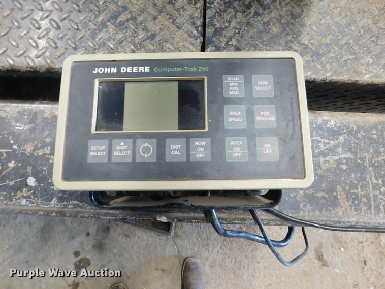 image for item DJ7632 John Deere 1700 MaxEmerge Plus  no-till planter