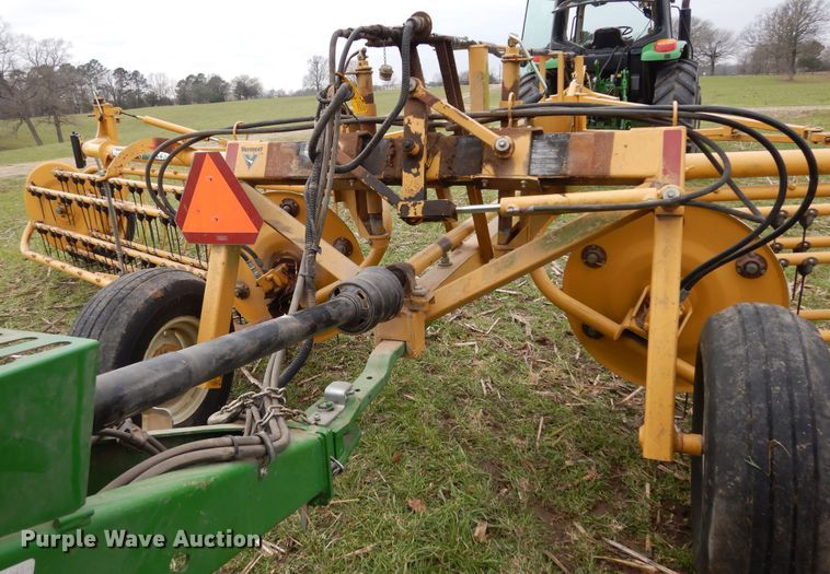 image for item DK0238 Vermeer R2300  hay rake