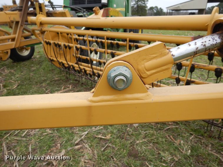 image for item DK0238 Vermeer R2300  hay rake