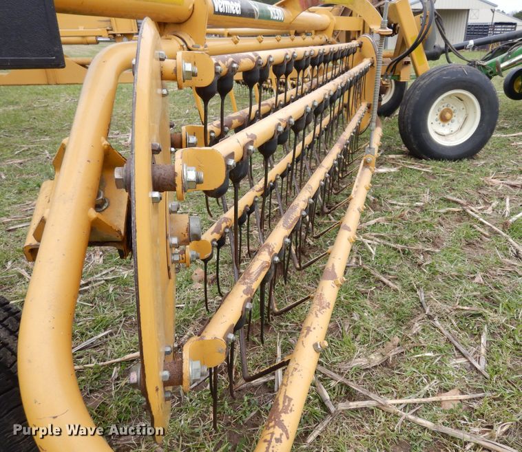 image for item DK0238 Vermeer R2300  hay rake
