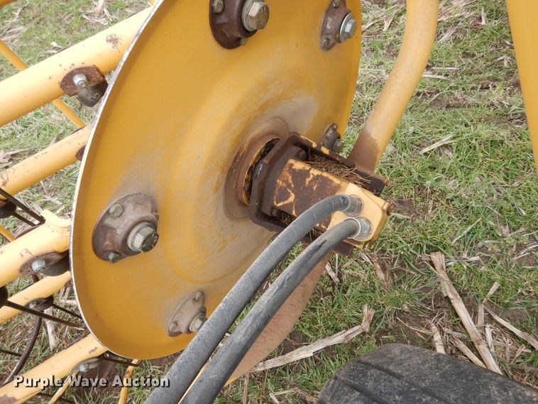 image for item DK0238 Vermeer R2300  hay rake