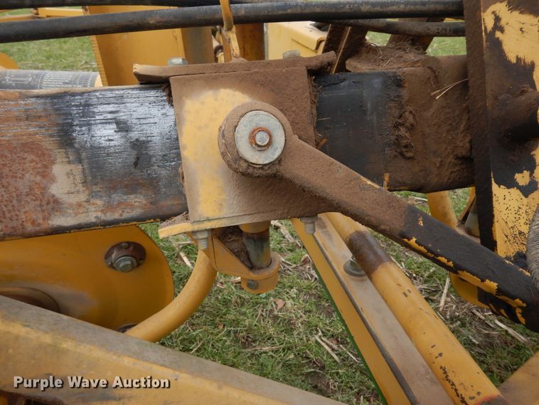 image for item DK0238 Vermeer R2300  hay rake