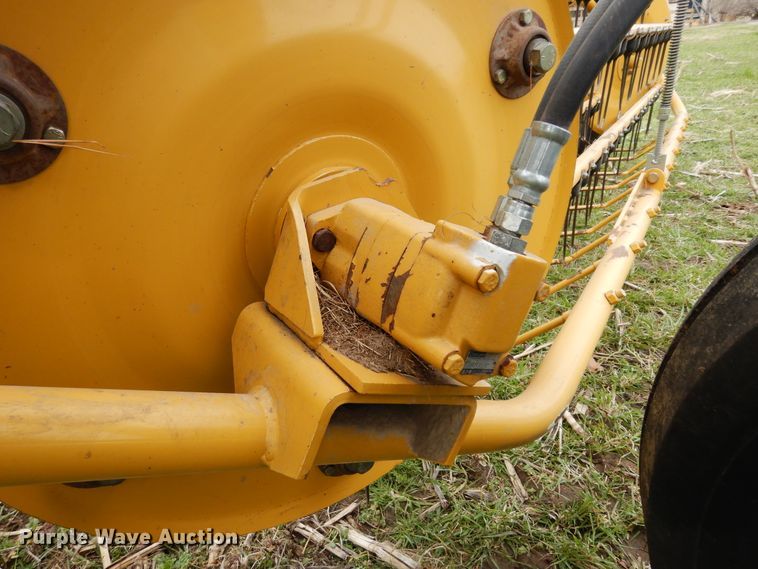 image for item DK0238 Vermeer R2300  hay rake
