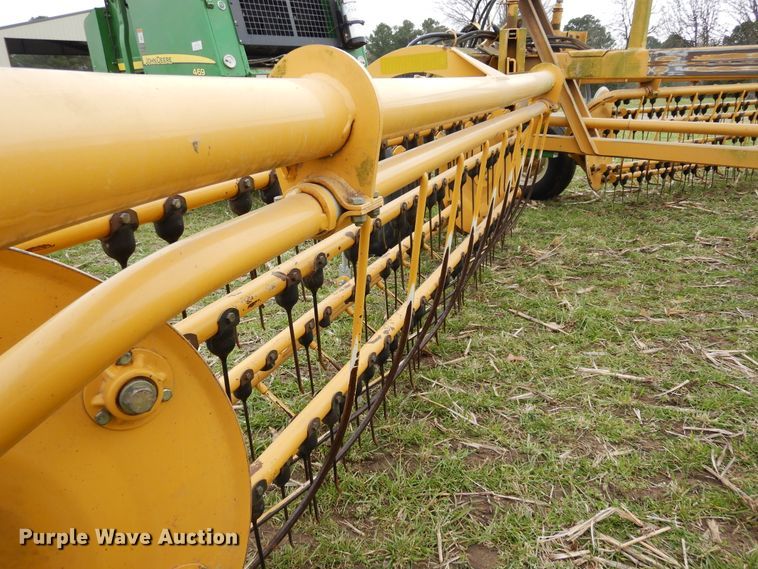 image for item DK0238 Vermeer R2300  hay rake