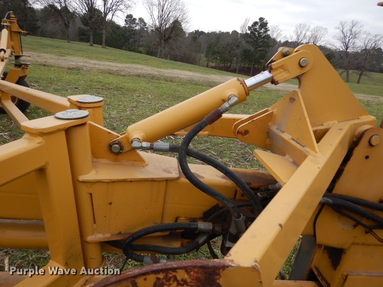 image for item DK0238 Vermeer R2300  hay rake