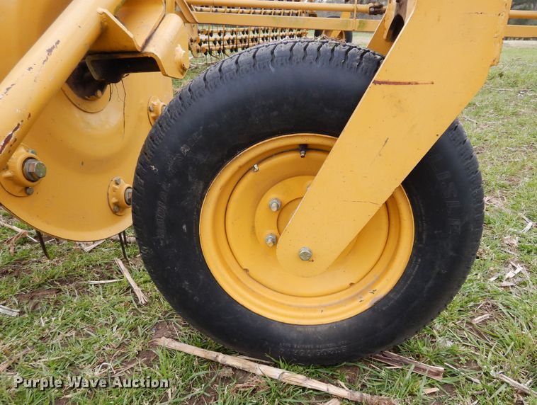 image for item DK0238 Vermeer R2300  hay rake