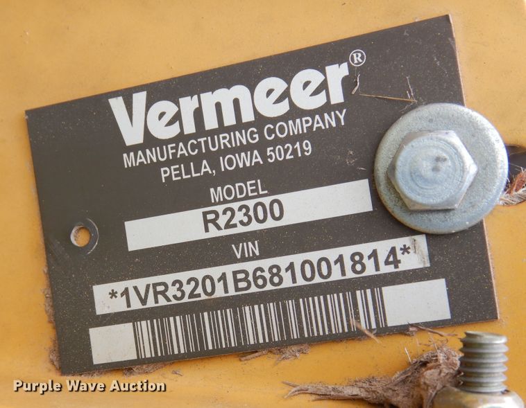 image for item DK0238 Vermeer R2300  hay rake