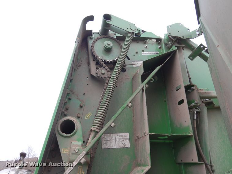 image for item DK0239 2015 John Deere 469  Silage Special round baler