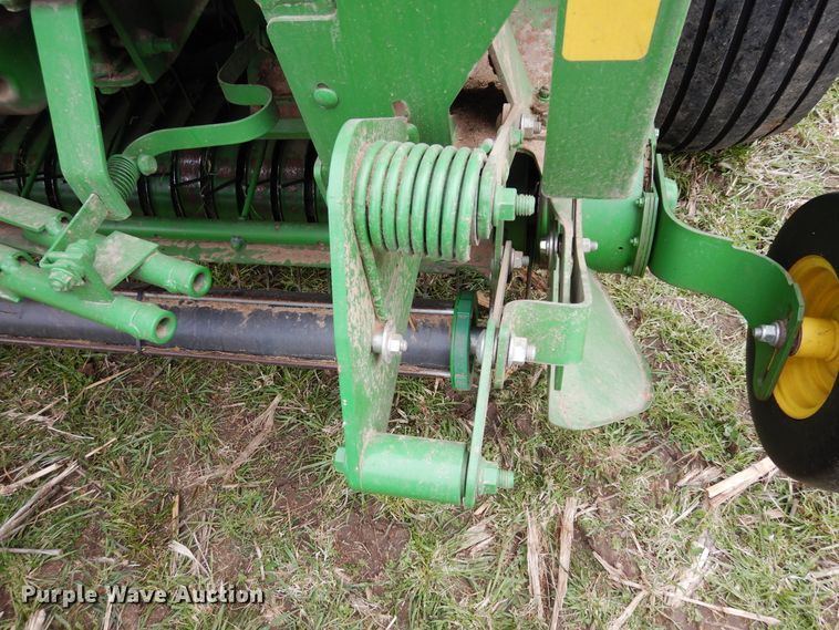 image for item DK0239 2015 John Deere 469  Silage Special round baler