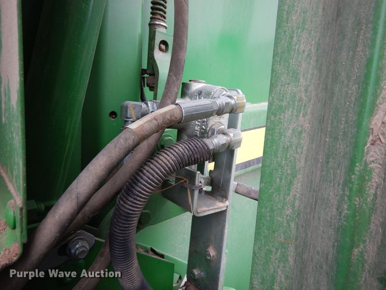 image for item DK0239 2015 John Deere 469  Silage Special round baler