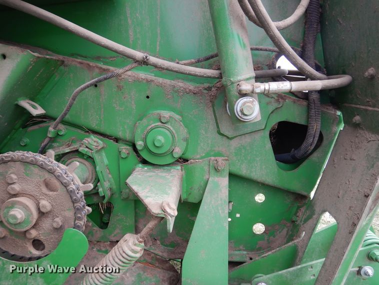 image for item DK0239 2015 John Deere 469  Silage Special round baler