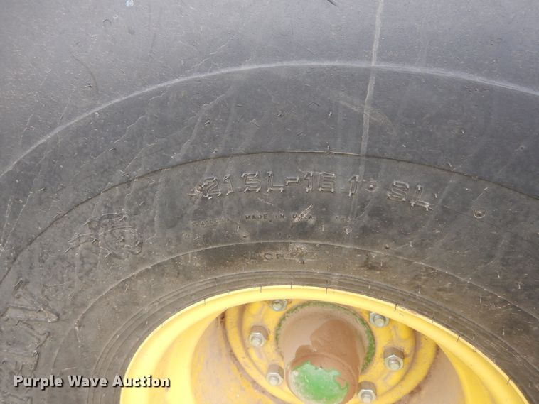 image for item DK0239 2015 John Deere 469  Silage Special round baler